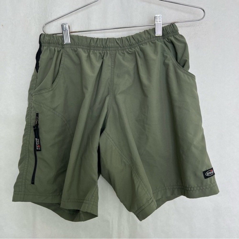 Borah padded cycling skort in a size large